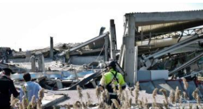 Sisma in Emilia, polemica sui capannoni: "Gara a chi risparmia sulla sicurezza" - Il Fatto Quotidiano